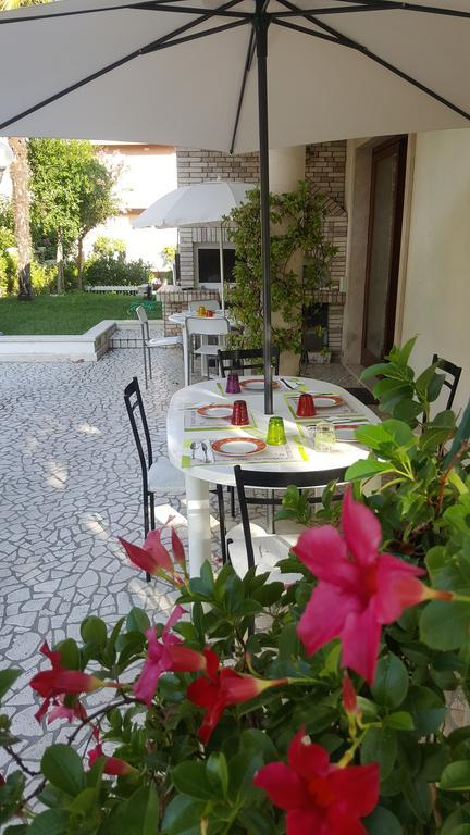 Villa Gioia Rooms Montegranaro Exterior foto